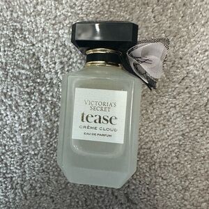 Victoria's Secret Tease Crème Cloud Perfume